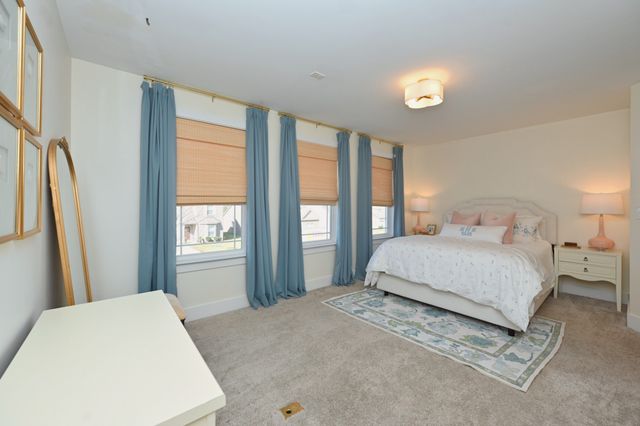 553 Oakvale Ln, Mount Juliet, TN 37122