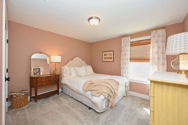 553 Oakvale Ln, Mount Juliet, TN 37122