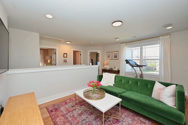 553 Oakvale Ln, Mount Juliet, TN 37122