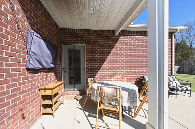 553 Oakvale Ln, Mount Juliet, TN 37122