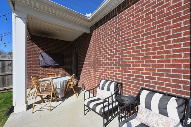 553 Oakvale Ln, Mount Juliet, TN 37122