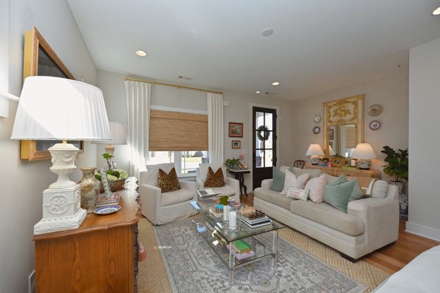 553 Oakvale Ln, Mount Juliet, TN 37122