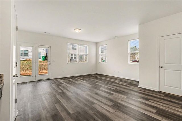 2374 Camden Oak Way, Lithonia, GA 30058