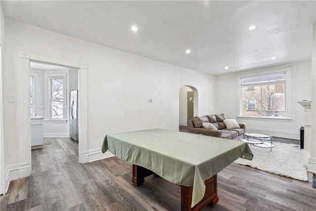 2 Elmont St, Crafton Heights, PA 15205