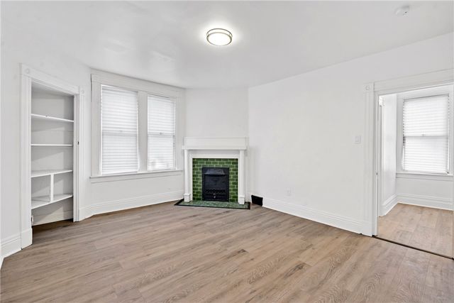 2 Elmont St, Crafton Heights, PA 15205