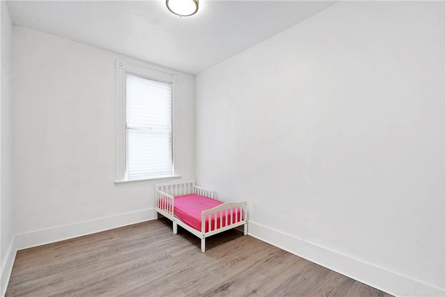 2 Elmont St, Crafton Heights, PA 15205