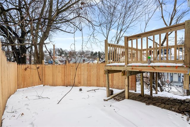 2 Elmont St, Crafton Heights, PA 15205