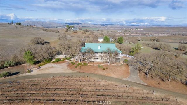 390 San Marcos Road, Paso Robles, CA 93446