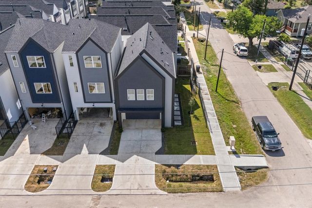 4329 Arlington Street, Houston, TX 77022