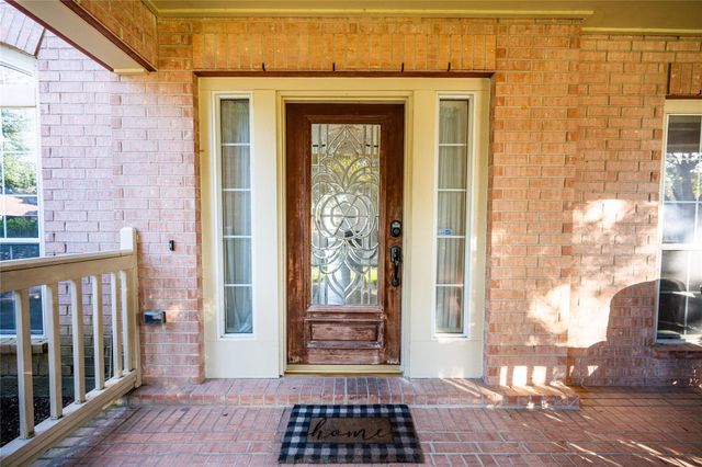 16010 Ashvale Drive, Tomball, TX 77377