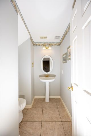 16010 Ashvale Drive, Tomball, TX 77377