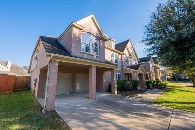 16010 Ashvale Drive, Tomball, TX 77377