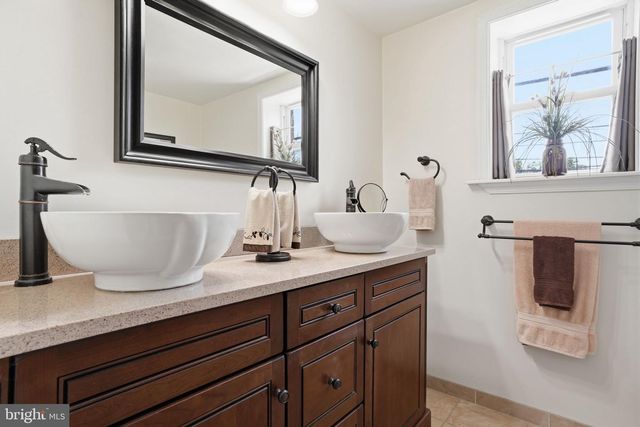 2655 S BOUVIER ST, Philadelphia, PA 19145