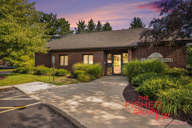 3344 Devonwood Hills Ne A, Grand Rapids, MI 49525