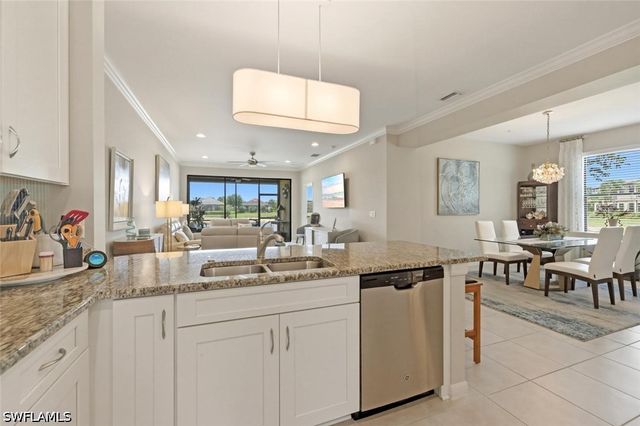 9440 Benvenuto CT 3-104, Naples, FL 34119