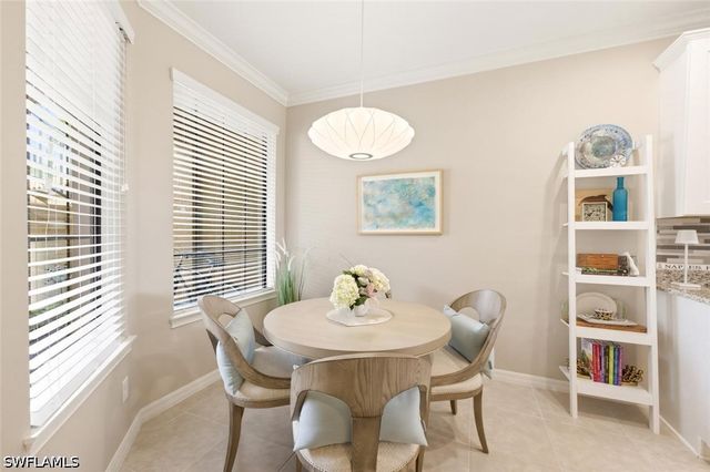 9440 Benvenuto CT 3-104, Naples, FL 34119