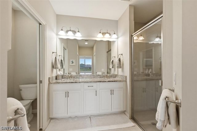 9440 Benvenuto CT 3-104, Naples, FL 34119