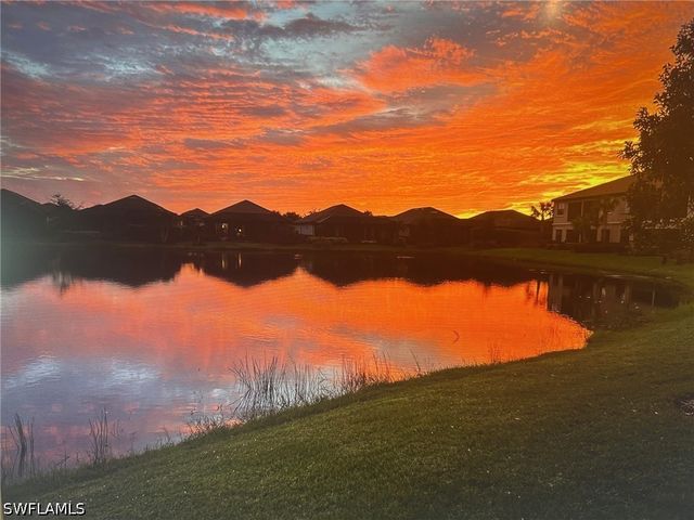 9440 Benvenuto CT 3-104, Naples, FL 34119