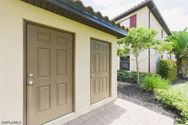 9440 Benvenuto CT 3-104, Naples, FL 34119