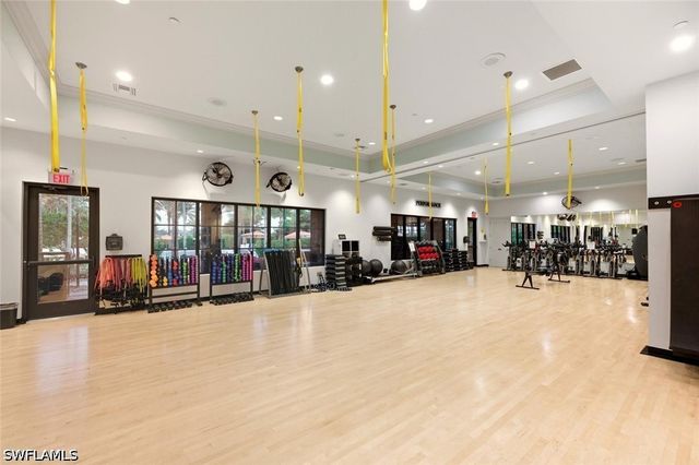 9440 Benvenuto CT 3-104, Naples, FL 34119