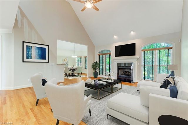 2436 Nesters Court, High Point, NC 27265