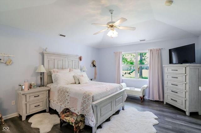 10701 Stable Drive, Indianapolis, IN 46239