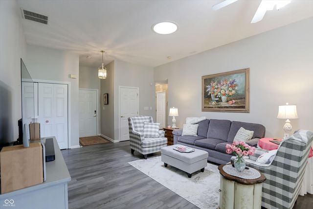 10701 Stable Drive, Indianapolis, IN 46239