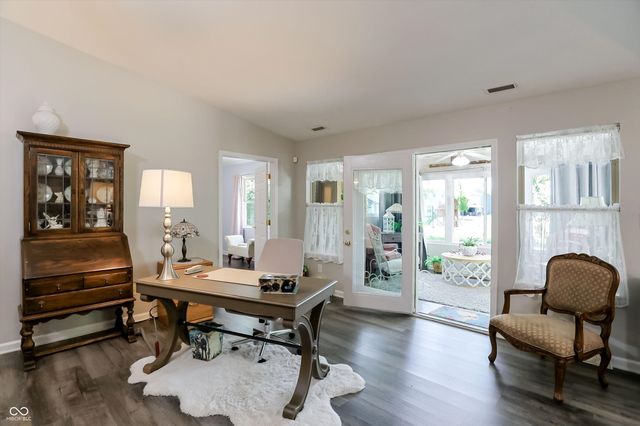 10701 Stable Drive, Indianapolis, IN 46239