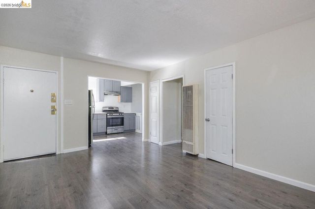 1535 Julia St, Berkeley, CA 94703