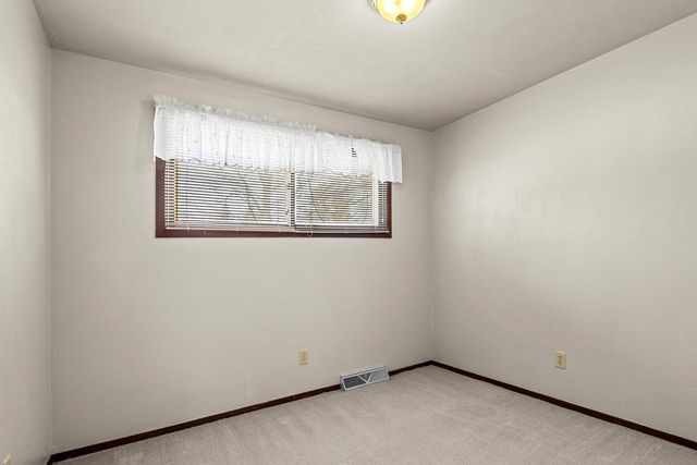 3723 S 17th PLACE, Sheboygan, WI 53081