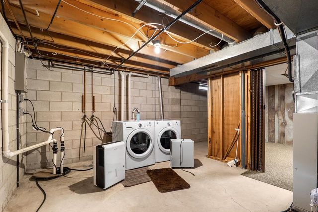 3723 S 17th PLACE, Sheboygan, WI 53081