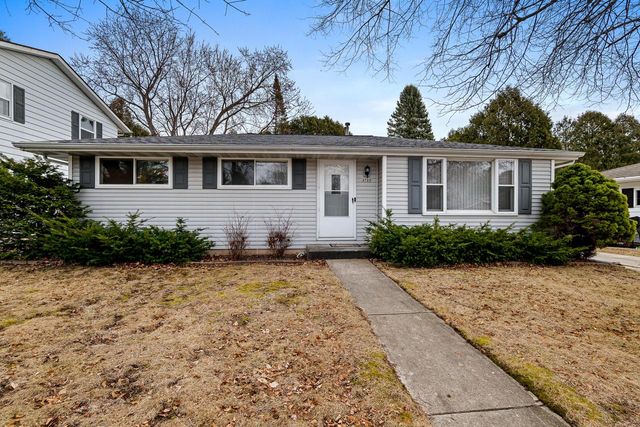 3723 S 17th PLACE, Sheboygan, WI 53081