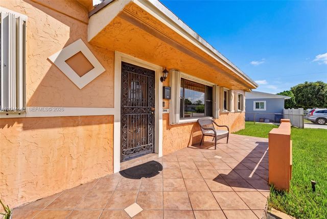 2915 NW 206th Street, Miami Gardens, FL 33056