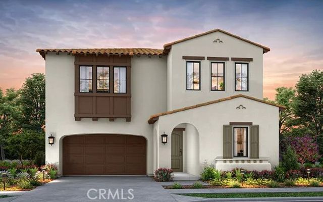 404 Milpas, Irvine, CA 92602