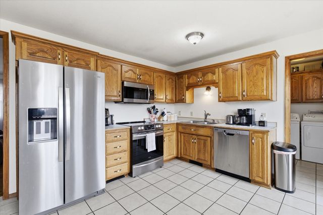 1584 Mcintosh Road, Macomb, MO 65702