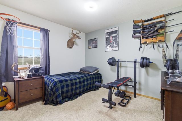 1584 Mcintosh Road, Macomb, MO 65702