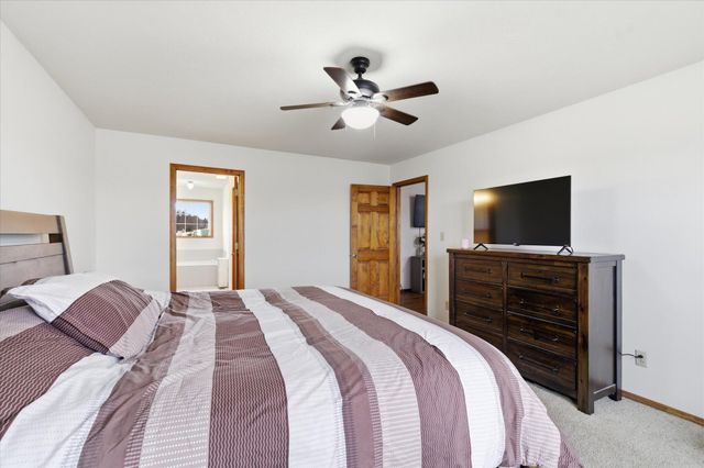 1584 Mcintosh Road, Macomb, MO 65702