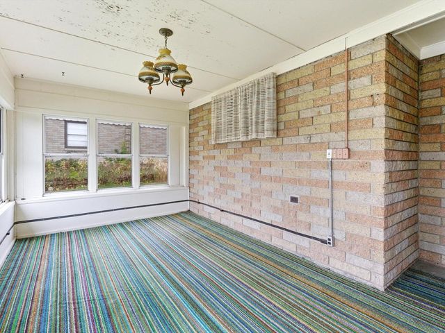 2206 Division STREET, Manitowoc, WI 54220