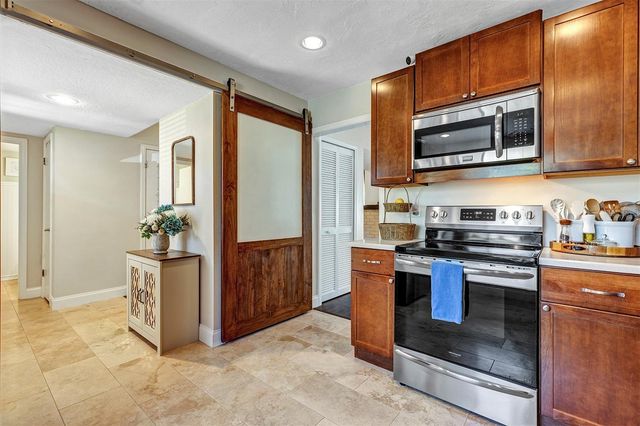121 CROWN POINT CIRCLE 121, Longwood, FL 32779