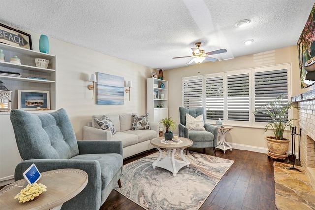 121 CROWN POINT CIRCLE 121, Longwood, FL 32779