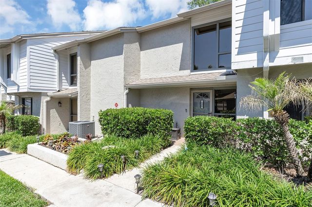 121 CROWN POINT CIRCLE 121, Longwood, FL 32779