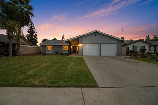 3545 W Monte Vista Court, Visalia, CA 93277