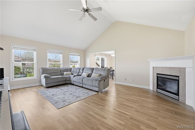 98 Morris Crescent, West Seneca, NY 14224