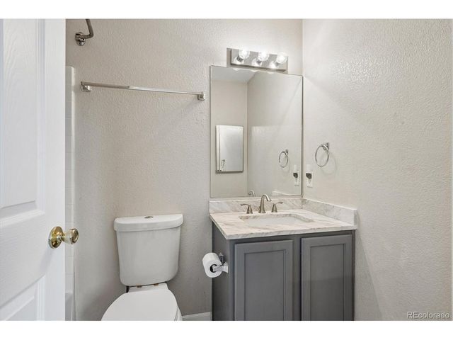246 S Irving St, Denver, CO 80219