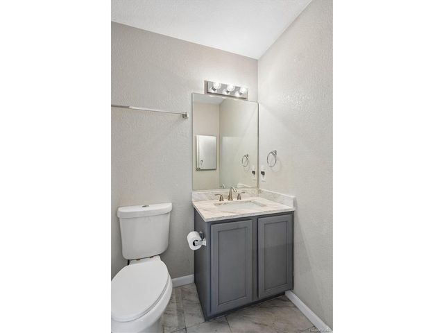 246 S Irving St, Denver, CO 80219