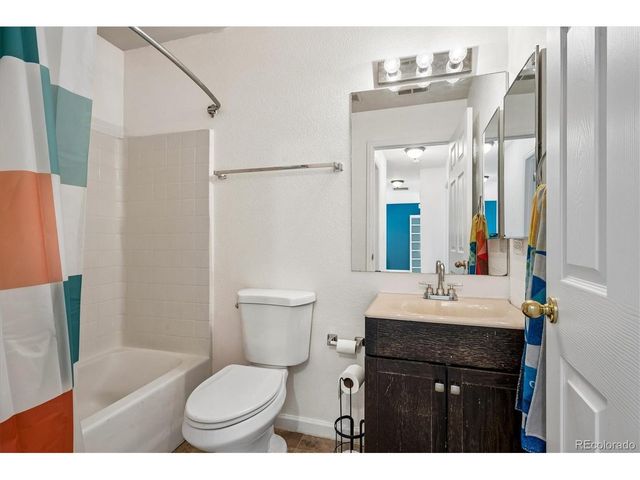 246 S Irving St, Denver, CO 80219