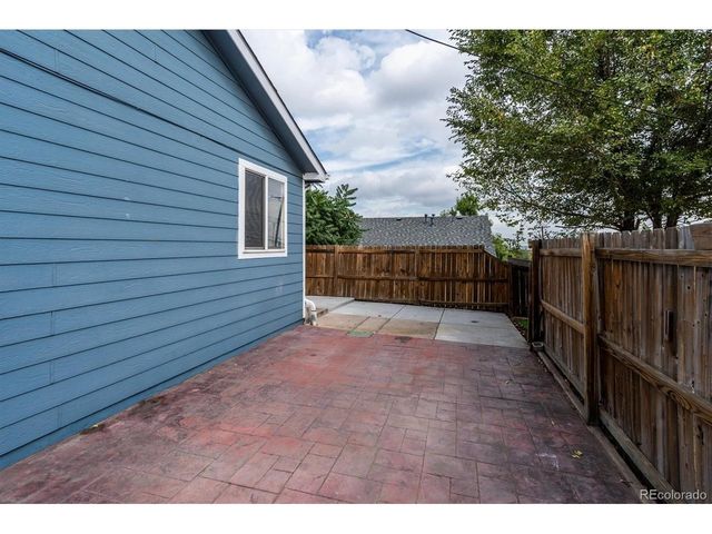 246 S Irving St, Denver, CO 80219