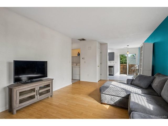 246 S Irving St, Denver, CO 80219