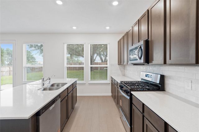 18203 Sessile Oak Drive, Tomball, TX 77377