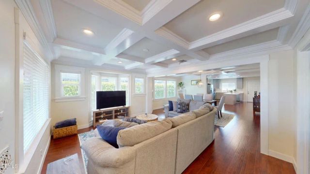 1842 W 45th Street, Los Angeles, CA 90062